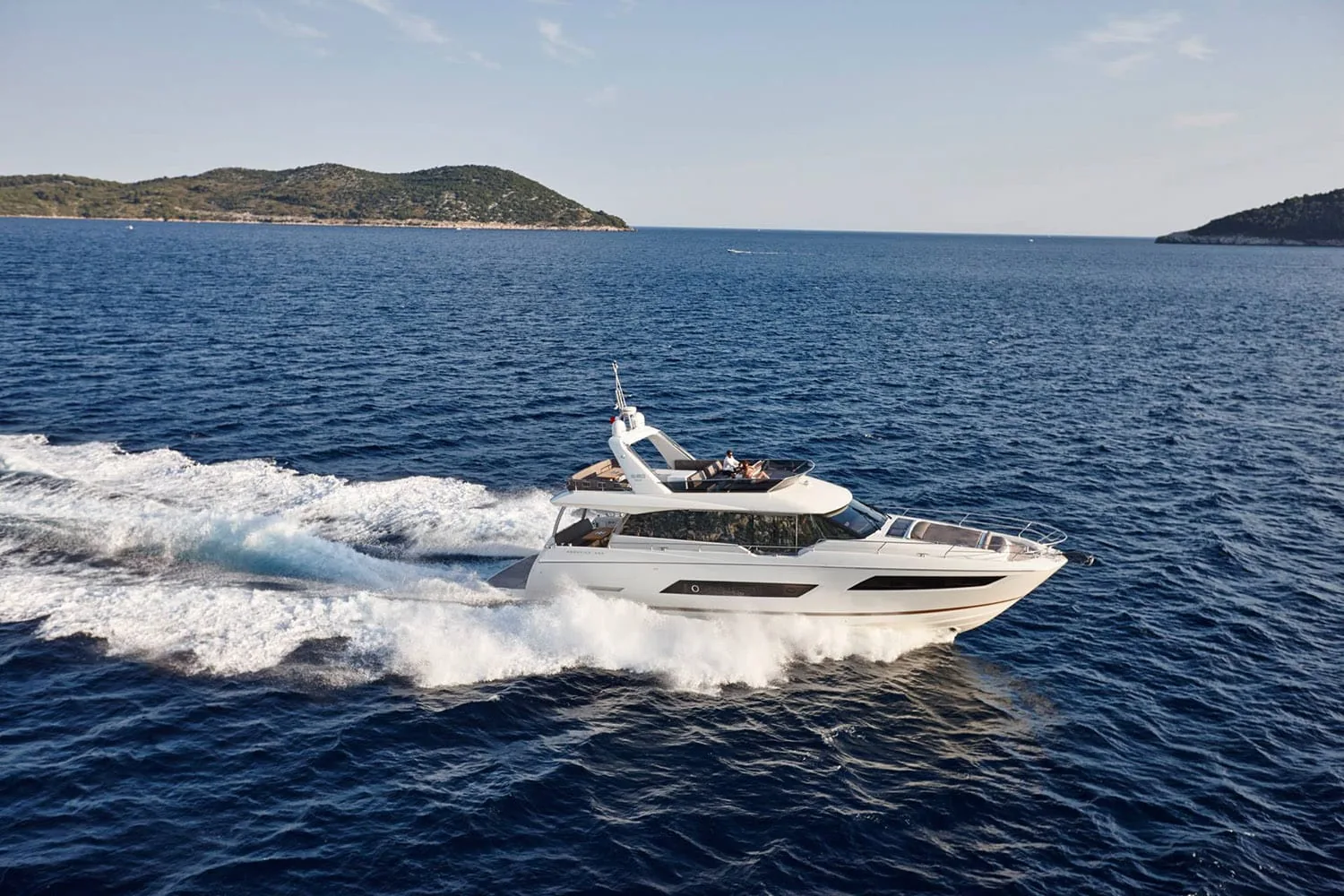 ROMY ONE - yacht charter photo 6