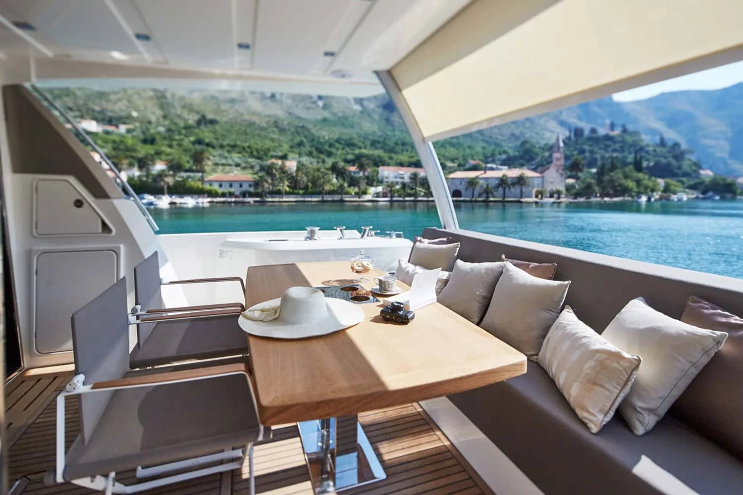 ROMY ONE - yacht charter photo 10
