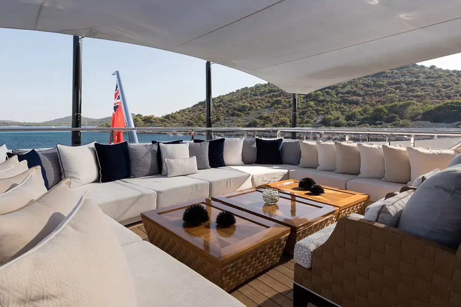 SAMURAI - yacht charter photo 14