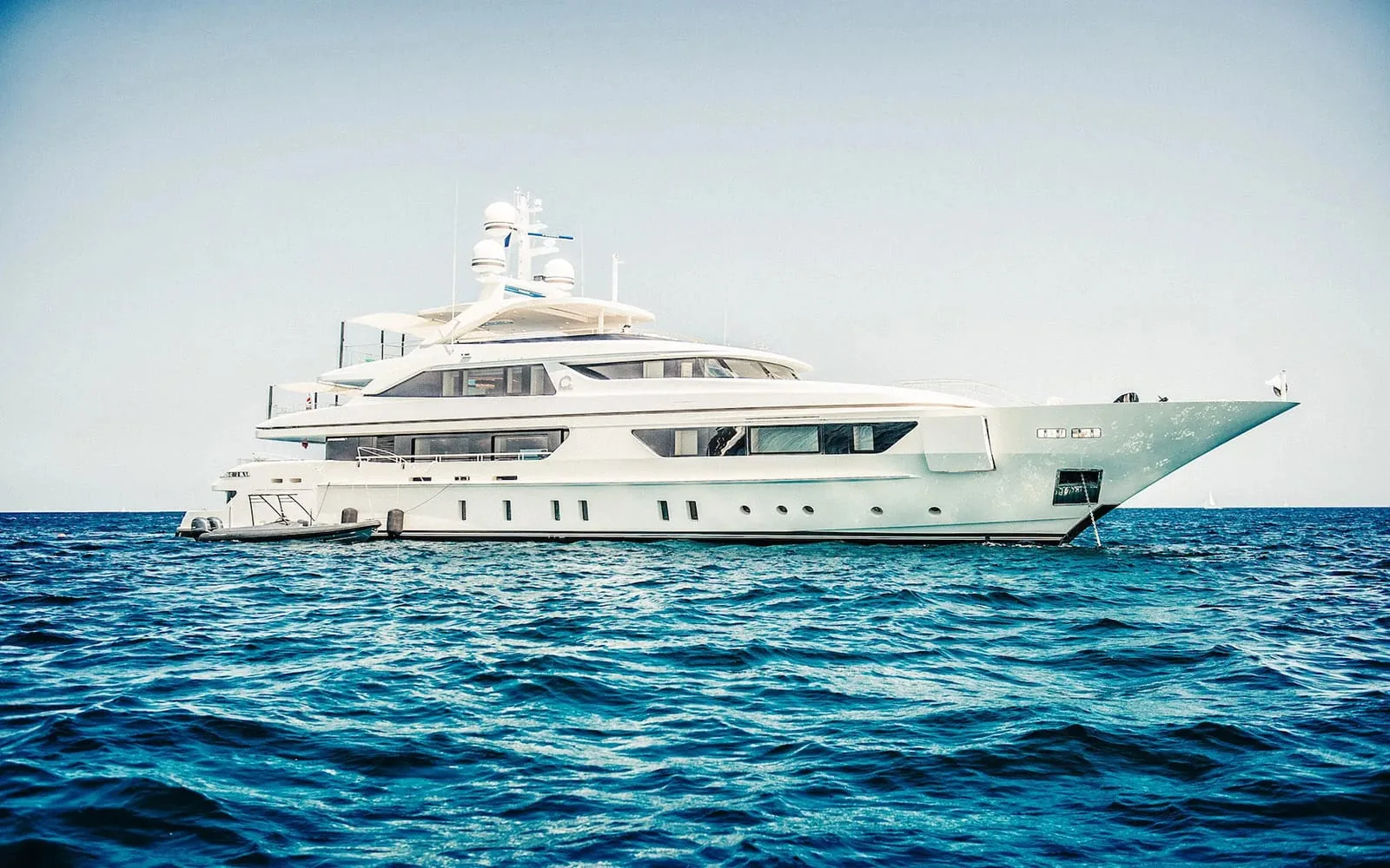 SCORPION - yacht charter photo 4