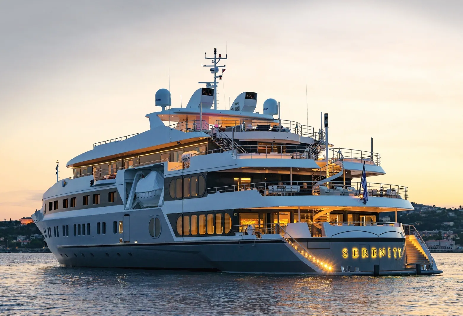 SERENITY - yacht charter photo 6