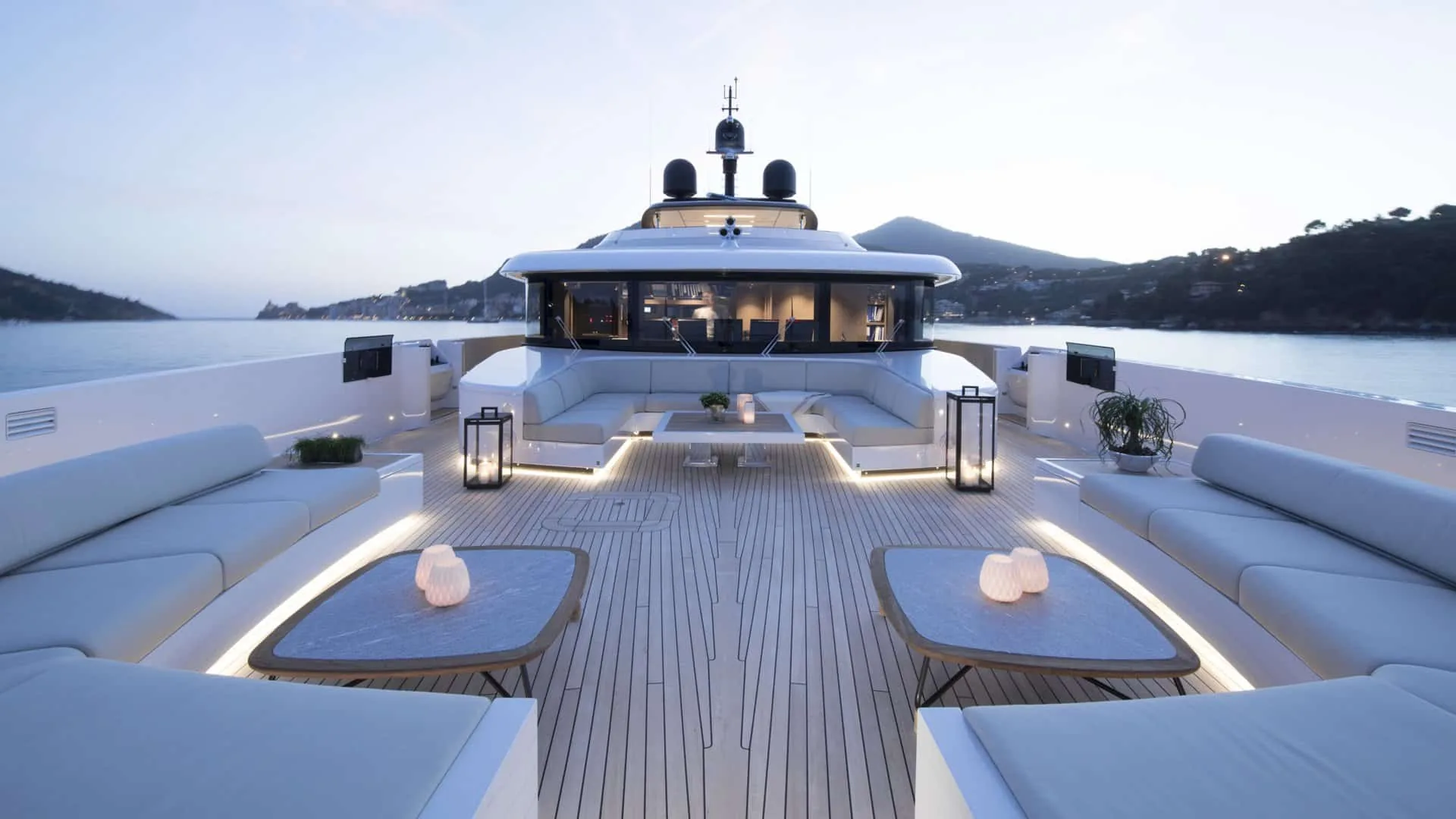 SEVEN SINS - yacht charter photo 5