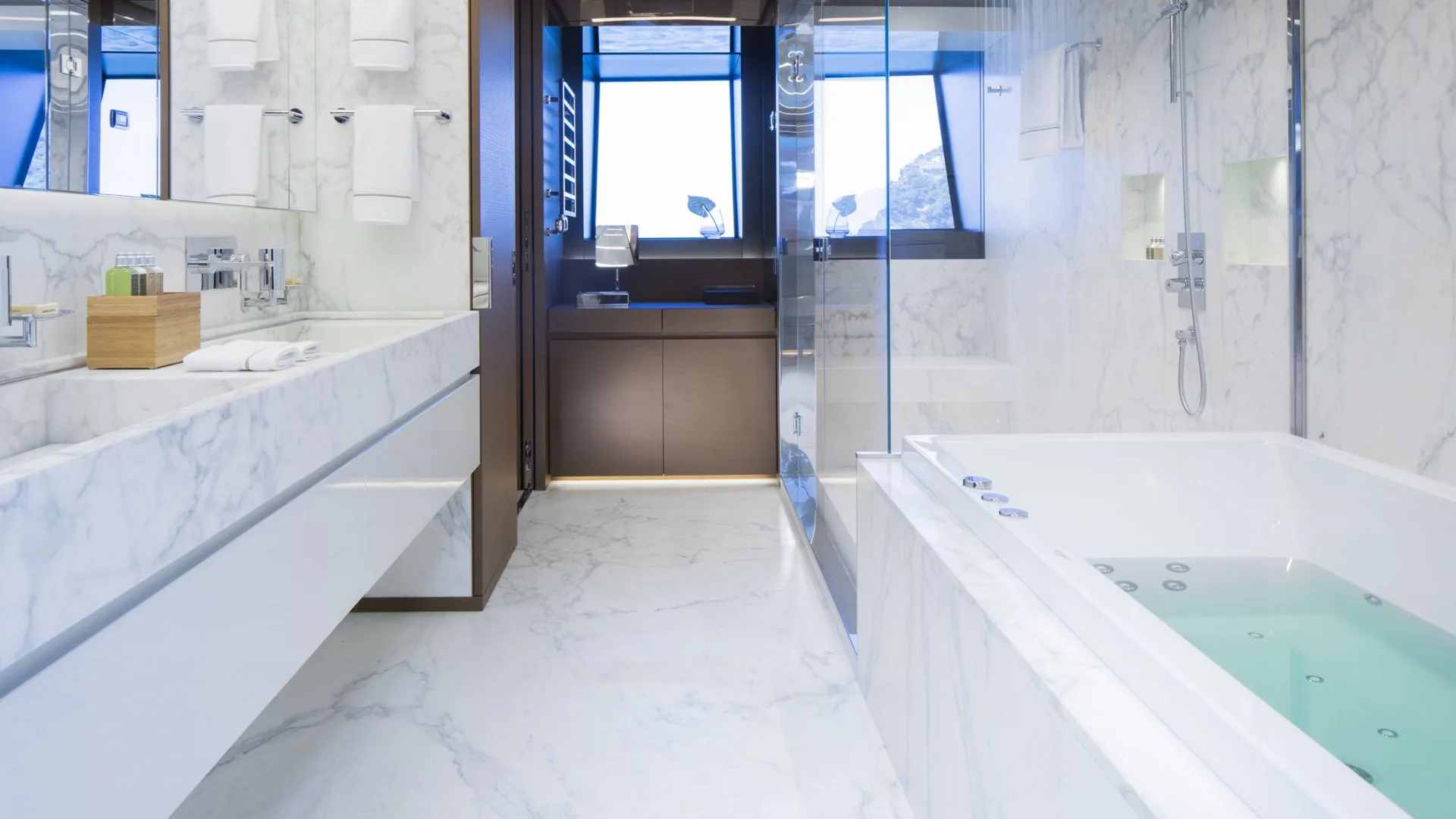 SEVEN SINS - yacht charter photo 14