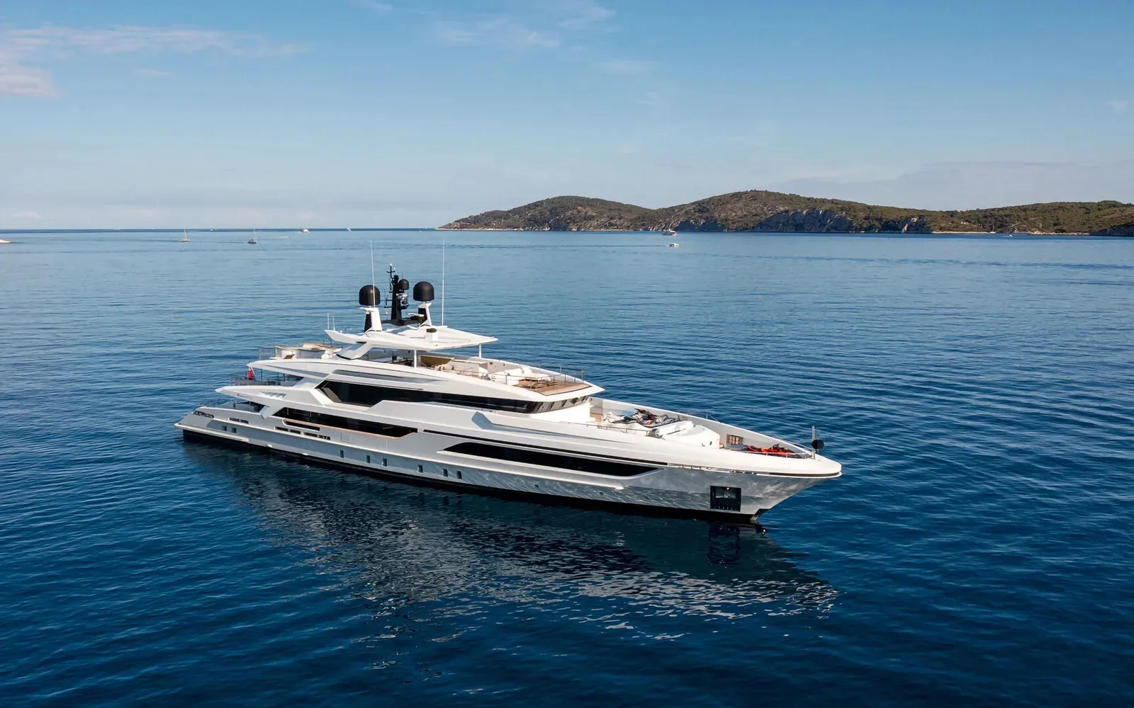 SILVER FOX - yacht charter photo 2
