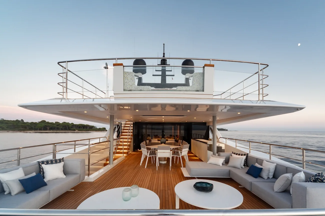 SILVER FOX - yacht charter photo 12