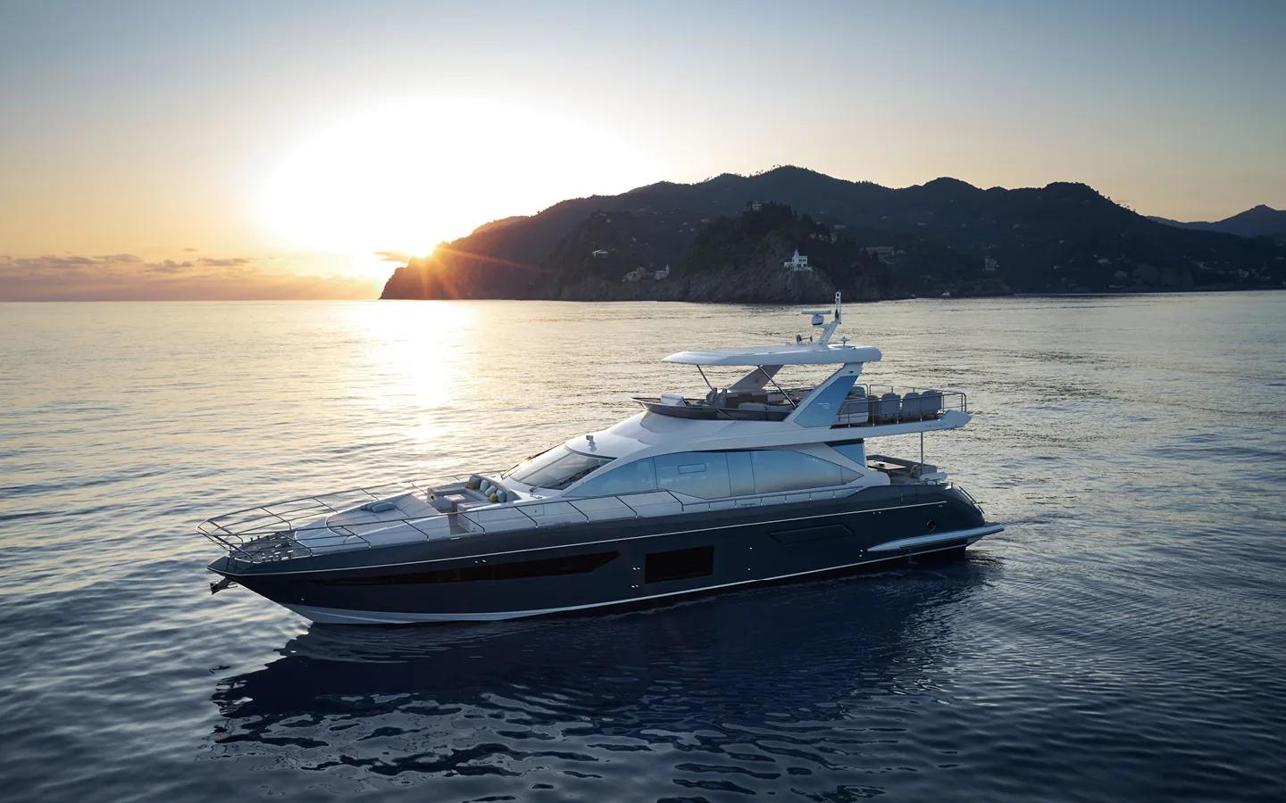SOLSTICE - yacht charter photo 6