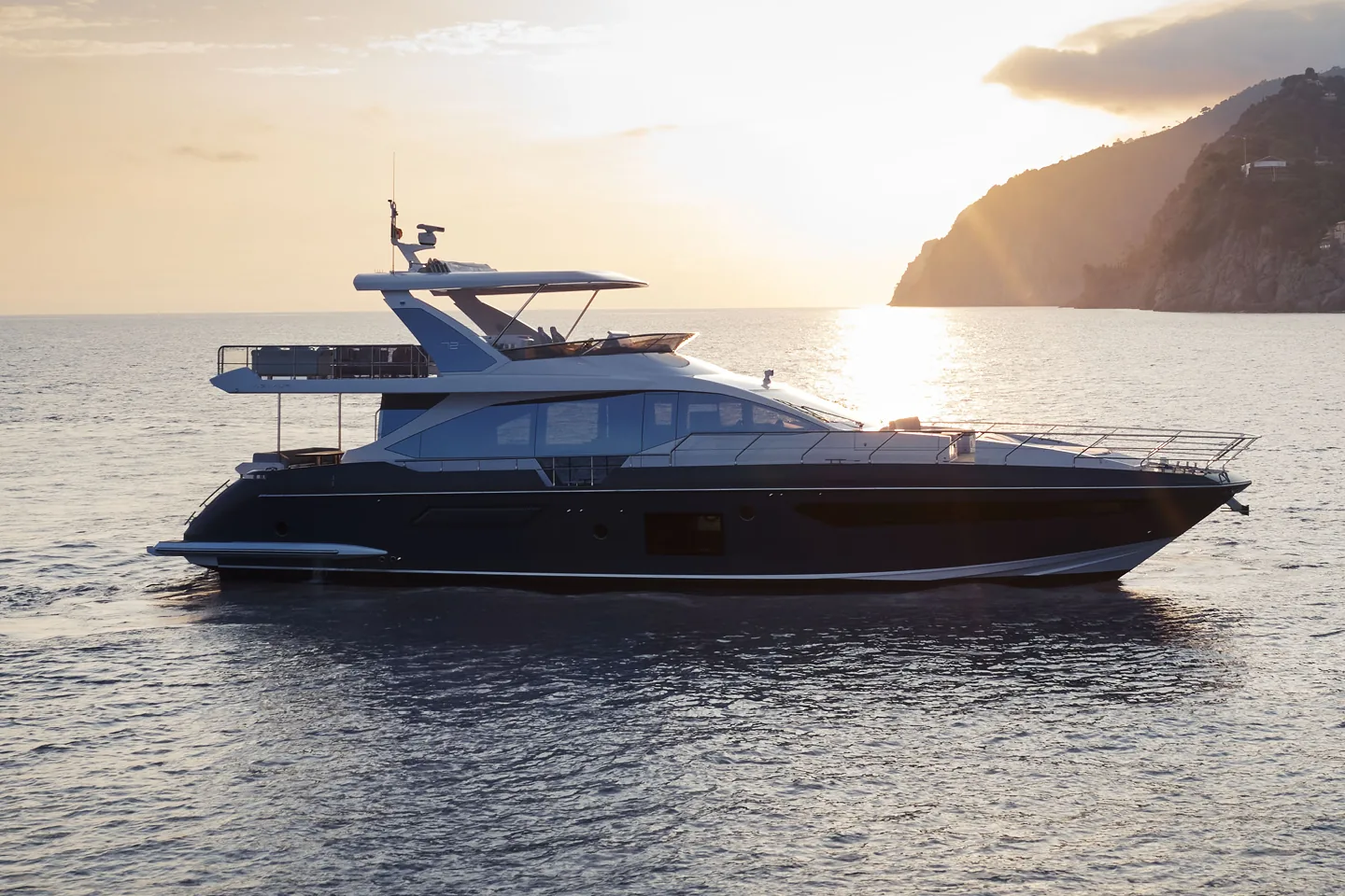SOLSTICE - yacht charter photo 10