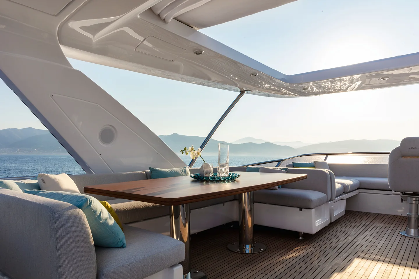 SOLSTICE - yacht charter photo 14