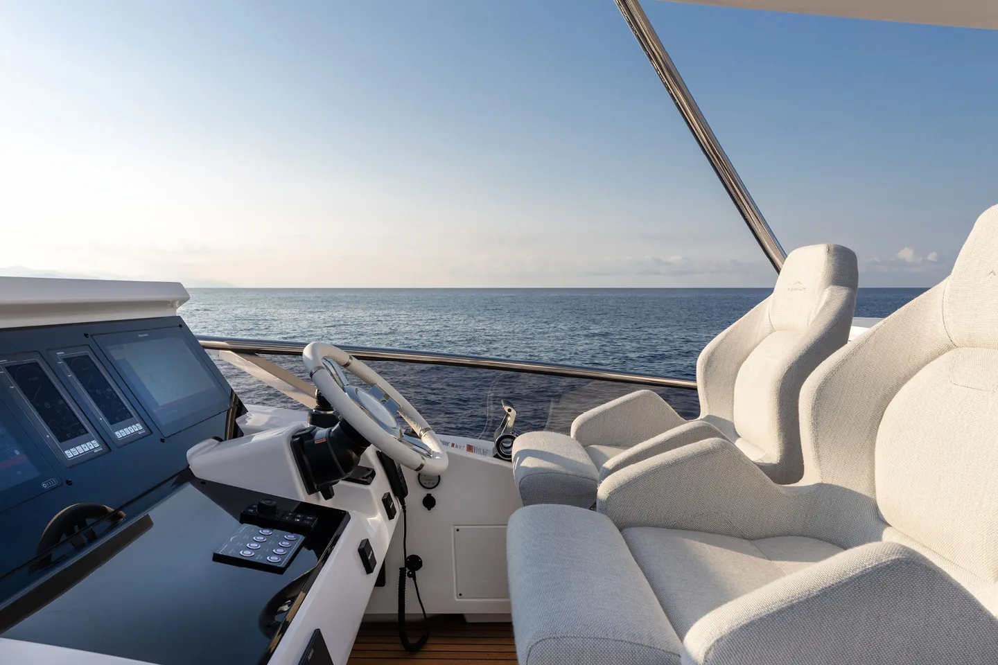 SOLSTICE - yacht charter photo 17