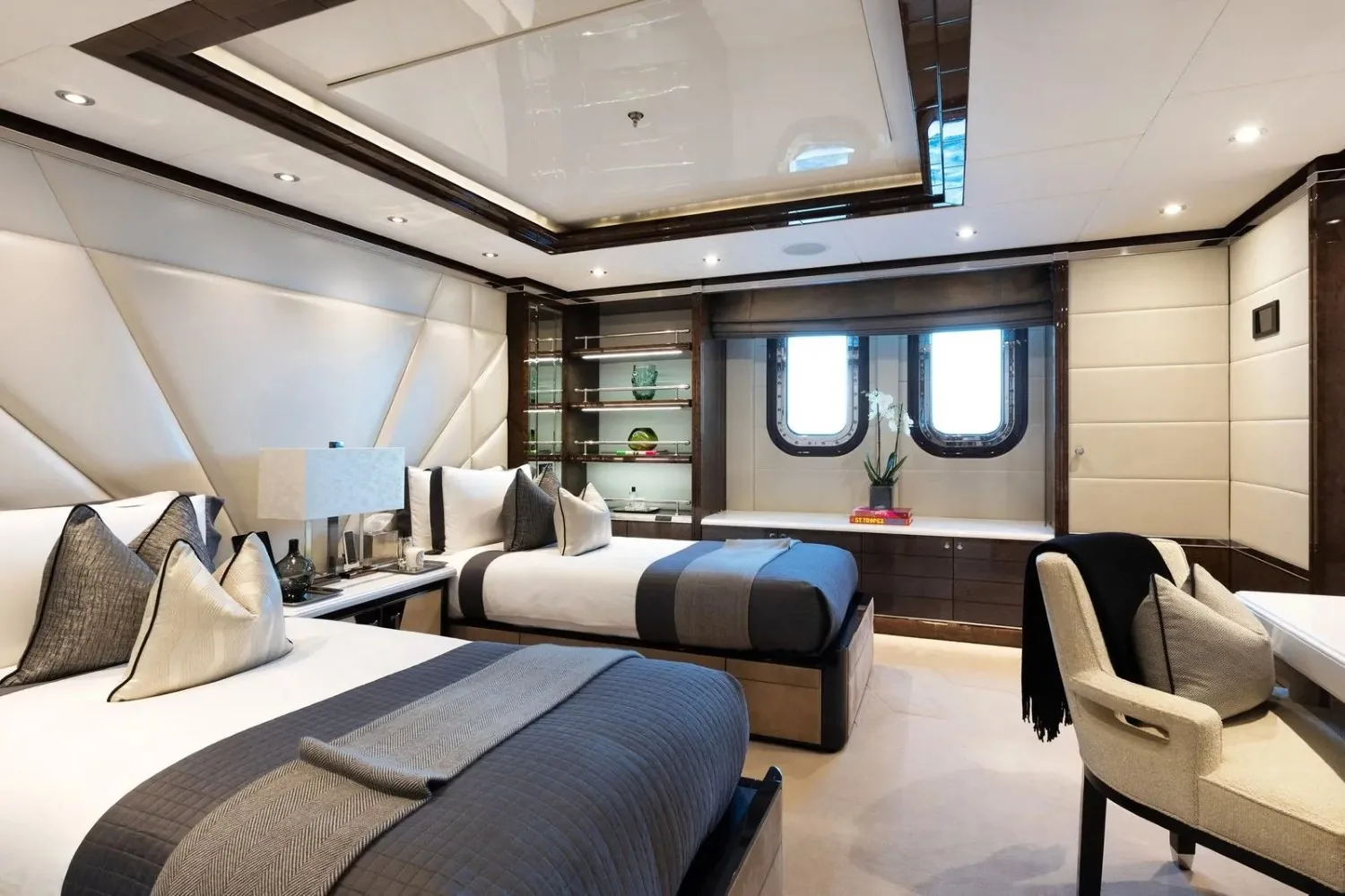 SOUNDWAVE - yacht charter photo 17