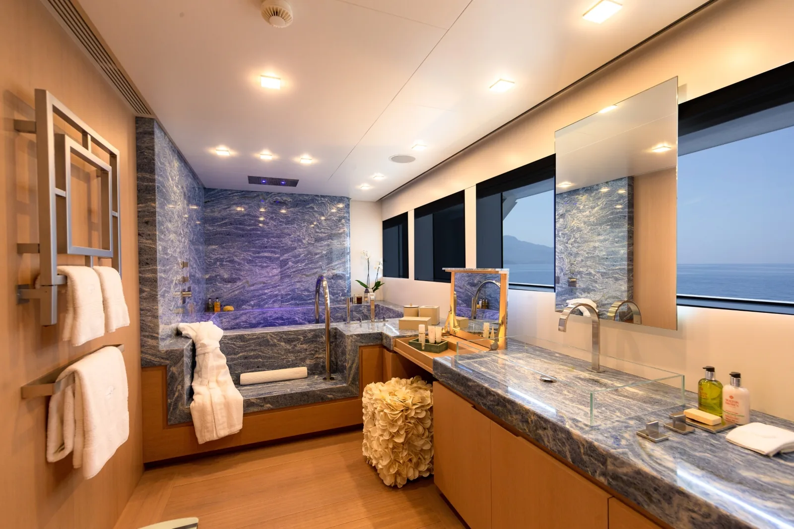 STELLA MARIS - yacht charter photo 18