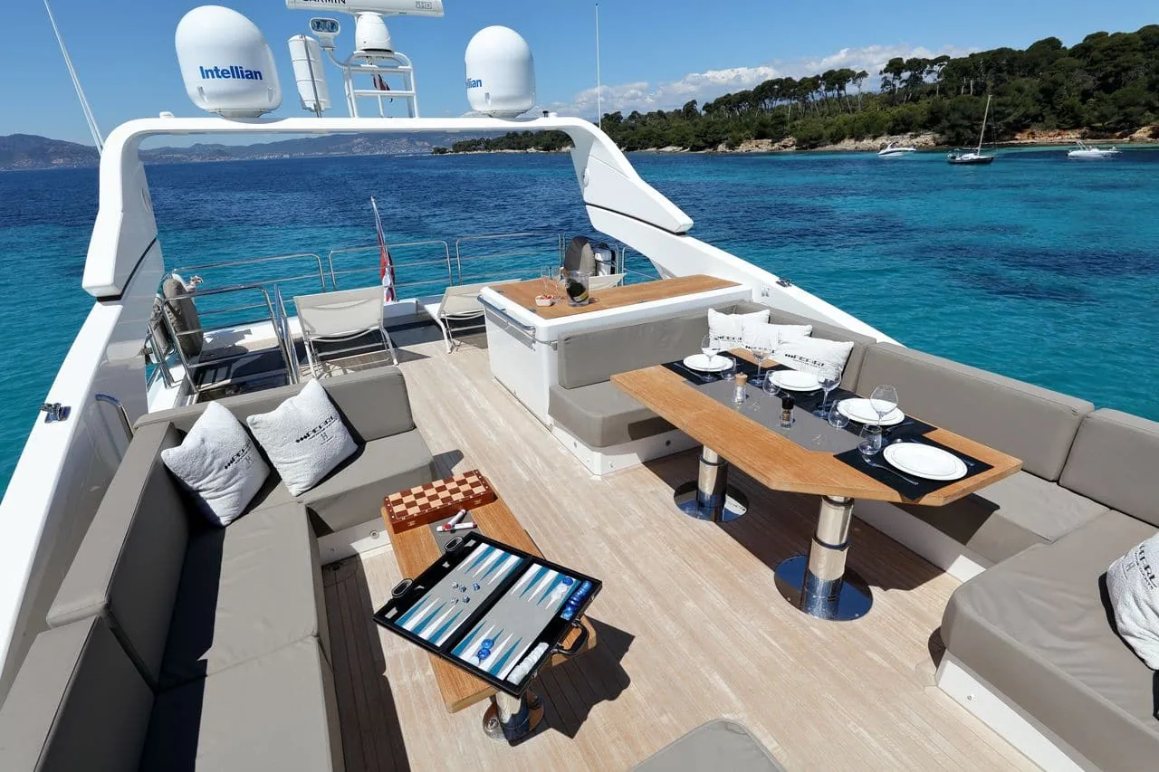 SUMMER BREEZE - yacht charter photo 12
