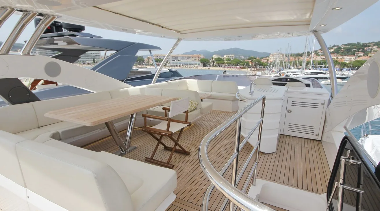 SUNSEEKER 75 - yacht charter photo 7