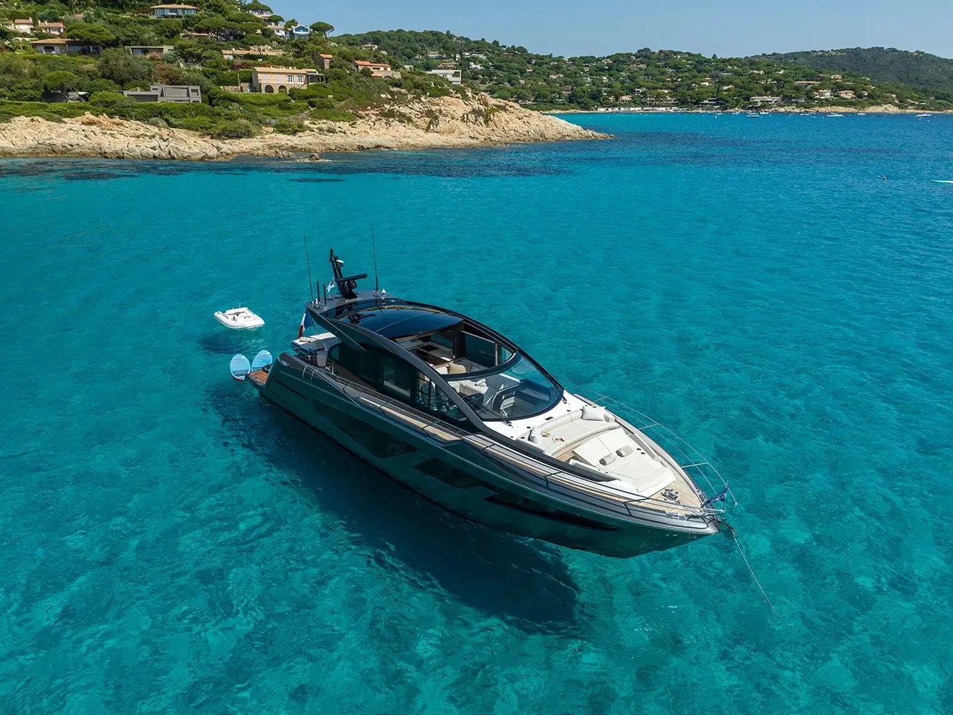 SUNSEEKER PREDATOR 65 - yacht charter photo 3