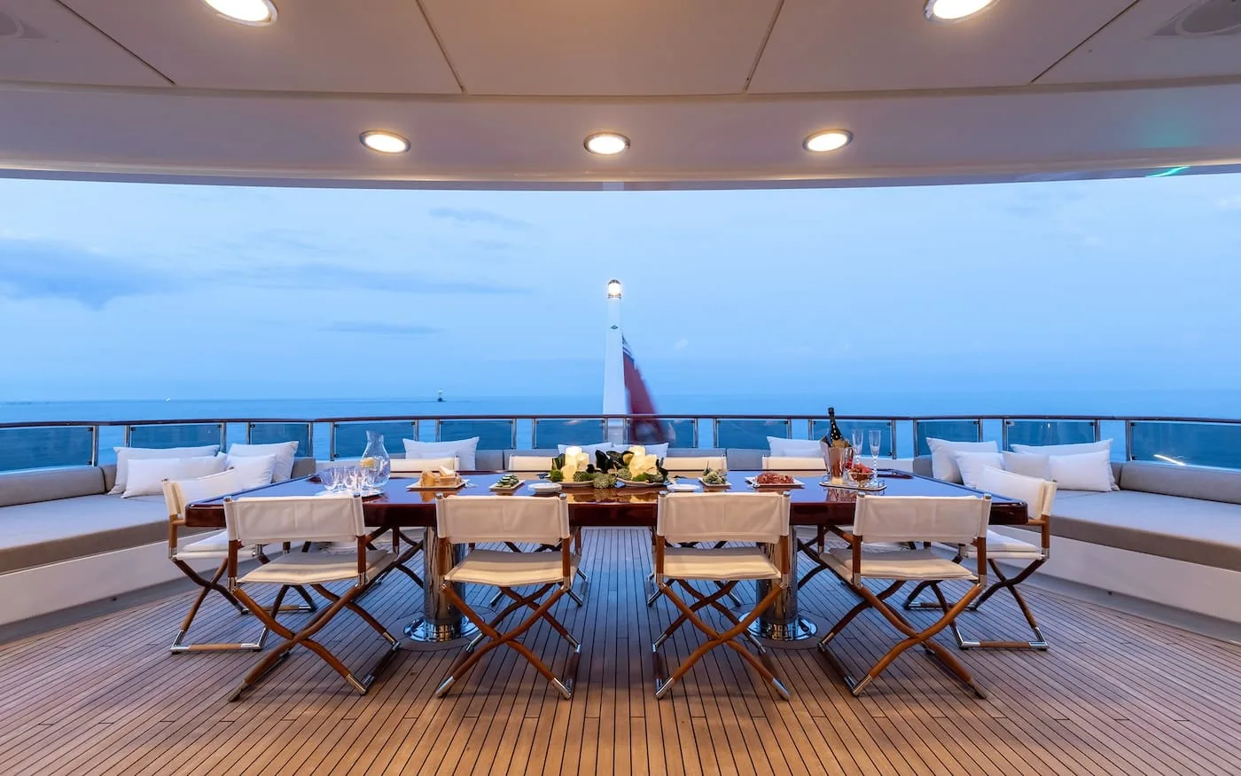 TREEHOUSE - yacht charter photo 9