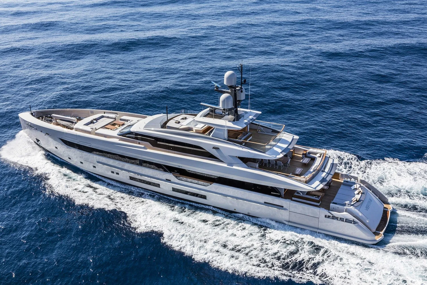 VERTIGE - yacht charter photo 16