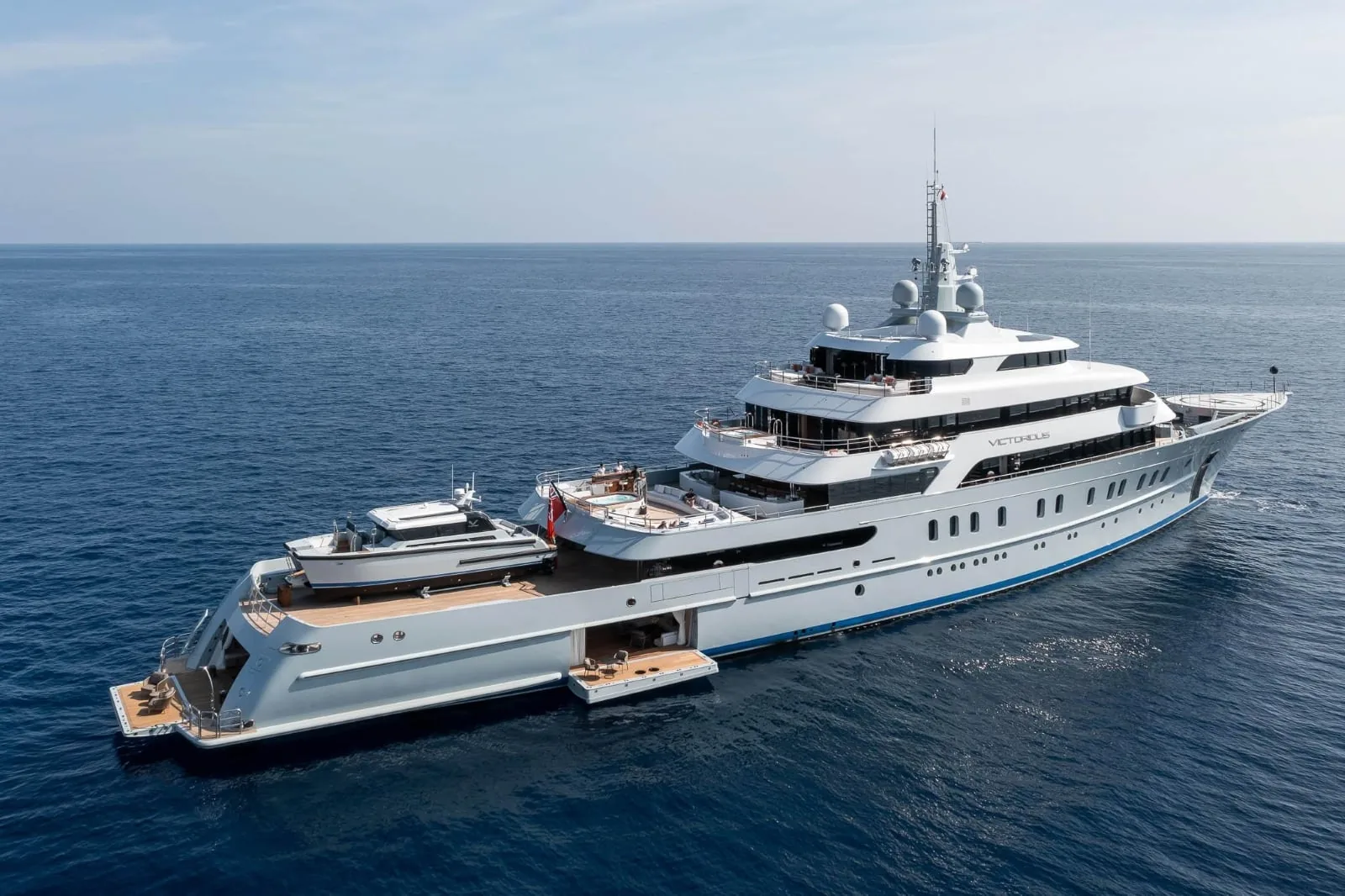 VICTORIOUS - yacht charter photo 2