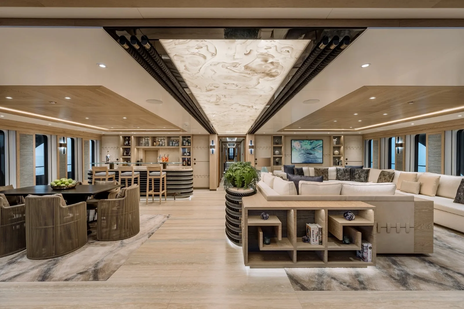 VICTORIOUS - yacht charter photo 11