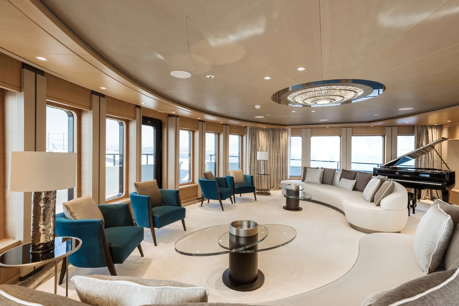 VICTORIOUS - yacht charter photo 14