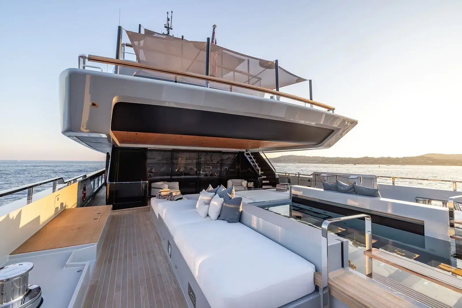 VIRTUOSITY - yacht charter photo 3