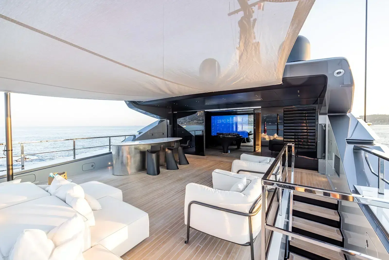 VIRTUOSITY - yacht charter photo 10