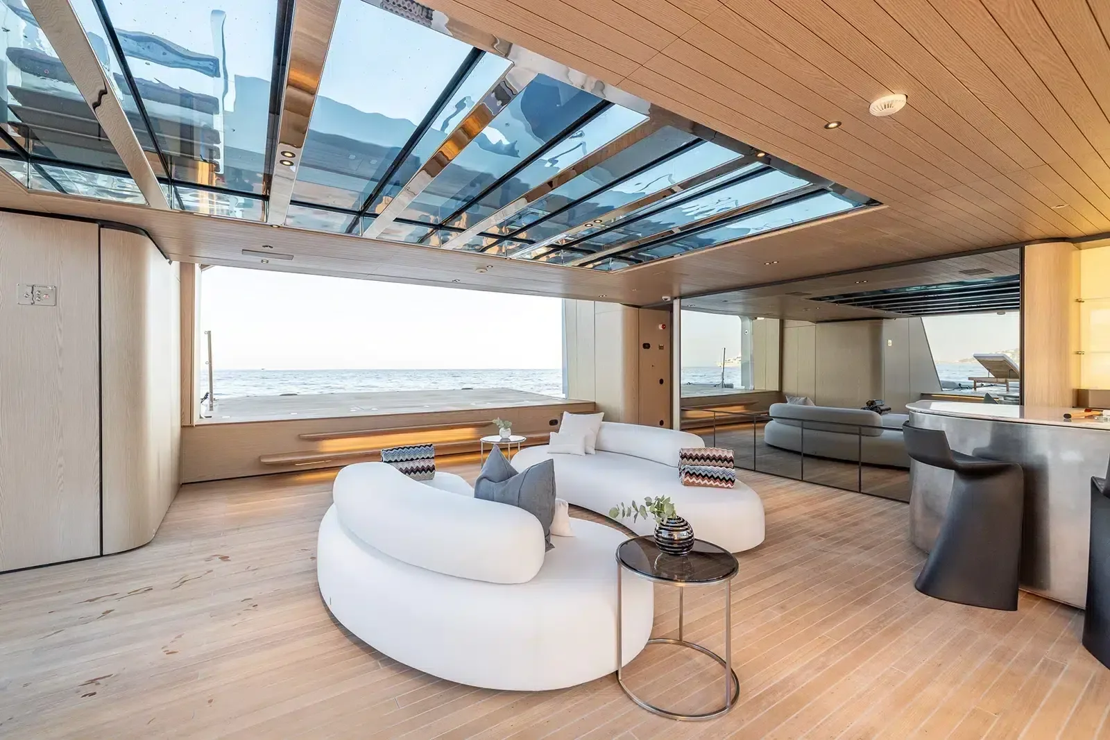 VIRTUOSITY - yacht charter photo 18